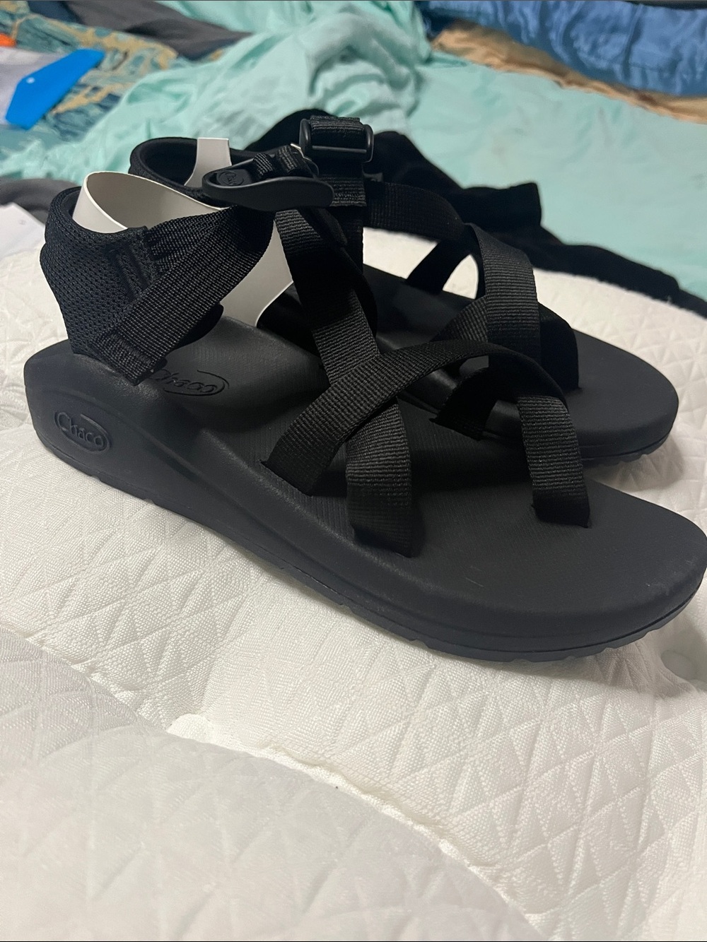 New Chaco Women's Black CushZ Strappy Sport Sandals